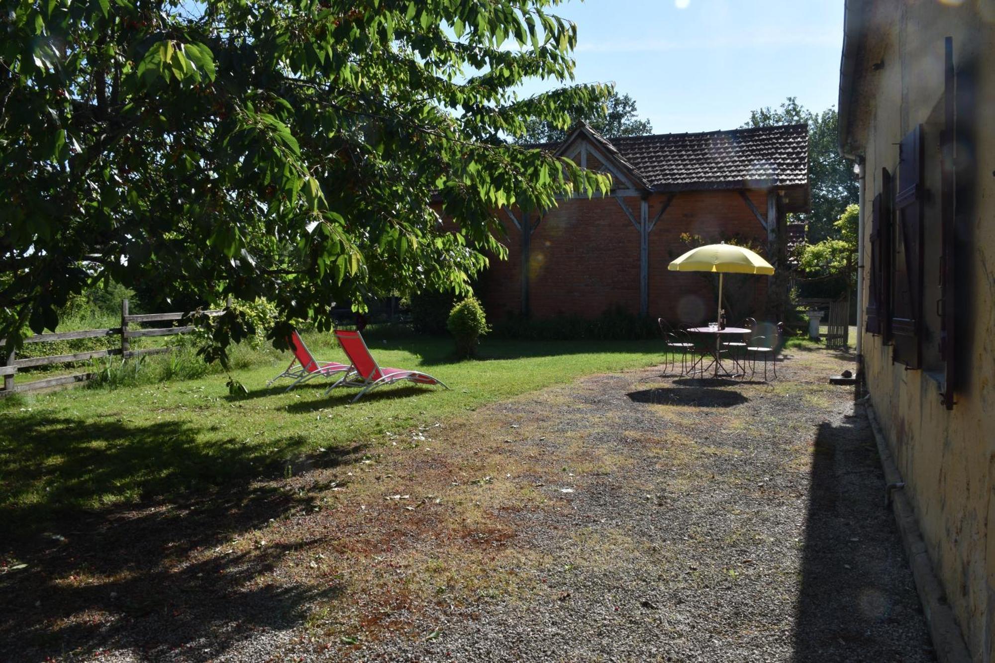 Du Vert & Du Bon Air - Linge Maison Inclus - Parking Prive Gratuit - Centre Ville Bergerac 10Mn - Domaine Bellevue Cottage En Perigord Lembras Dış mekan fotoğraf