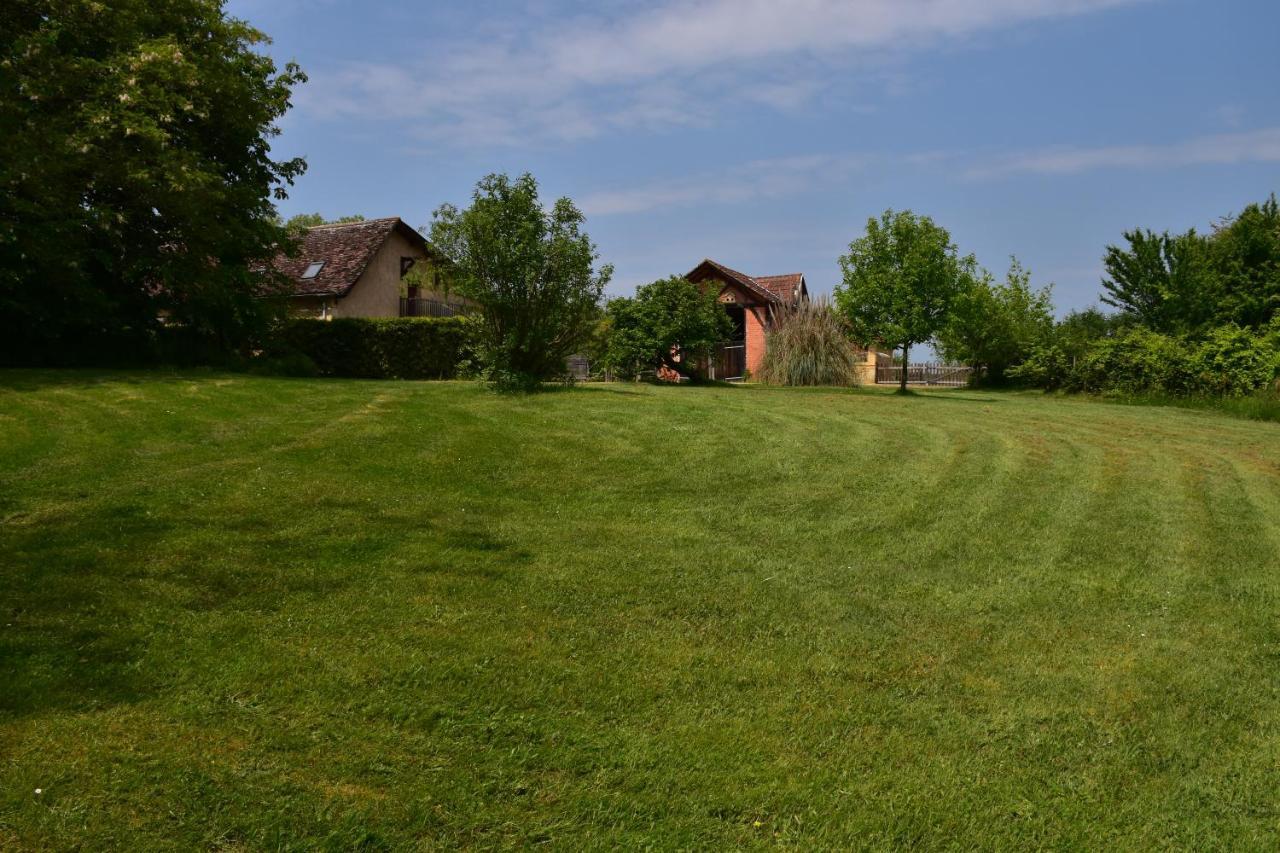 Du Vert & Du Bon Air - Linge Maison Inclus - Parking Prive Gratuit - Centre Ville Bergerac 10Mn - Domaine Bellevue Cottage En Perigord Lembras Dış mekan fotoğraf